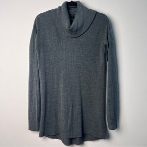 Madison Lilly Gray Cowl Neck Long Sleeve Flowing Sweater Woman’s small